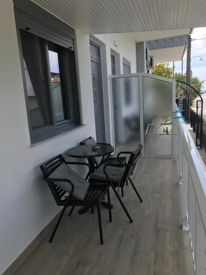 Hotel Savvas House à Neos Marmaras Extérieur photo