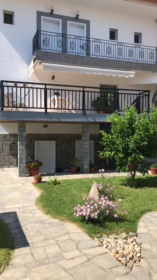Hotel Savvas House à Neos Marmaras Extérieur photo